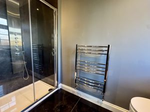 Photo 32- click for photo gallery